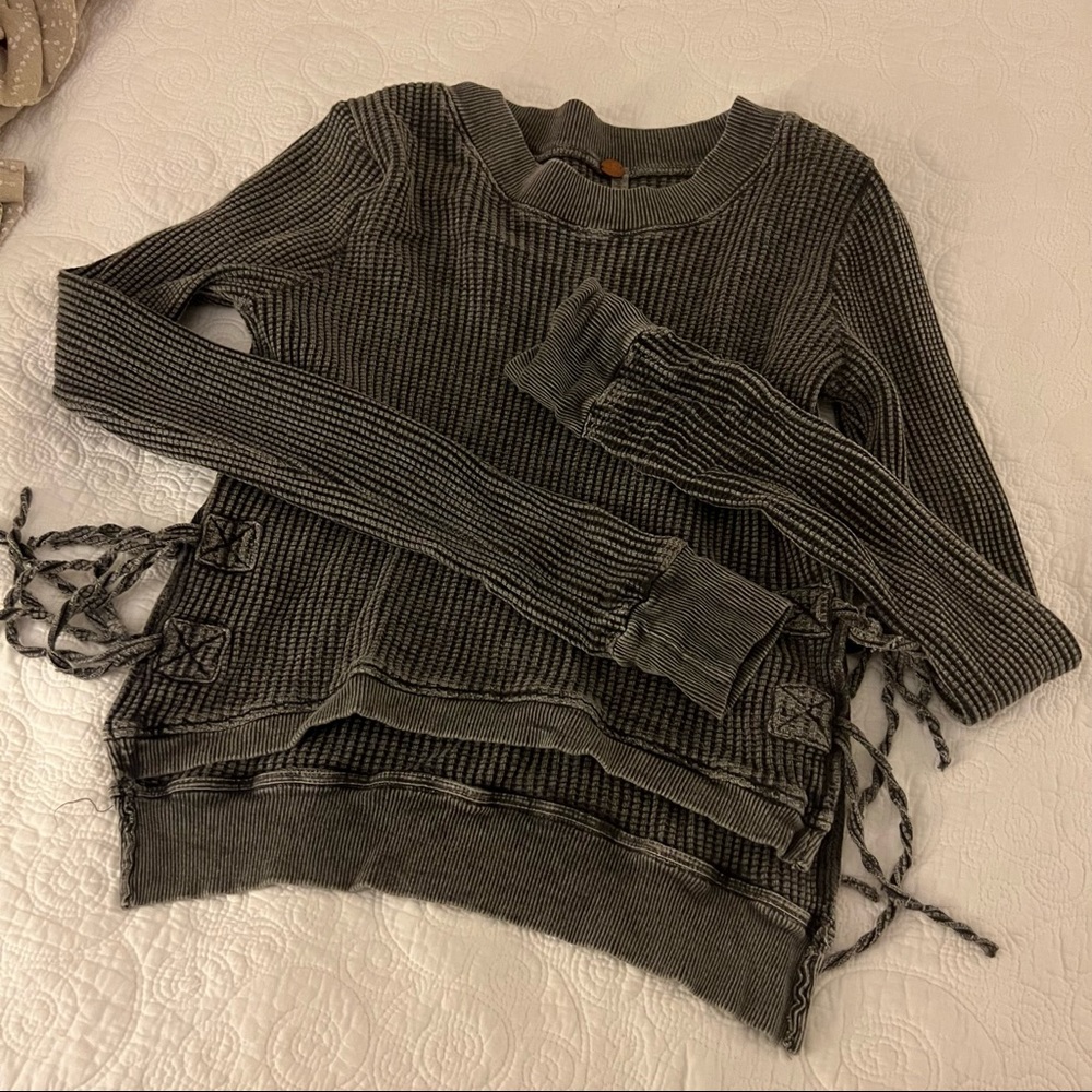 Free People Small Grey Long Sleeve